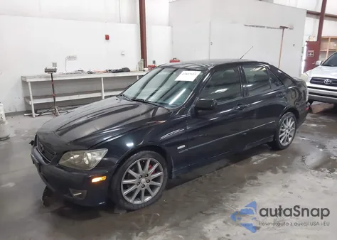 2004 Lexus Is 300 z USA, uszkodzony, nr VIN JTHBD192540089334